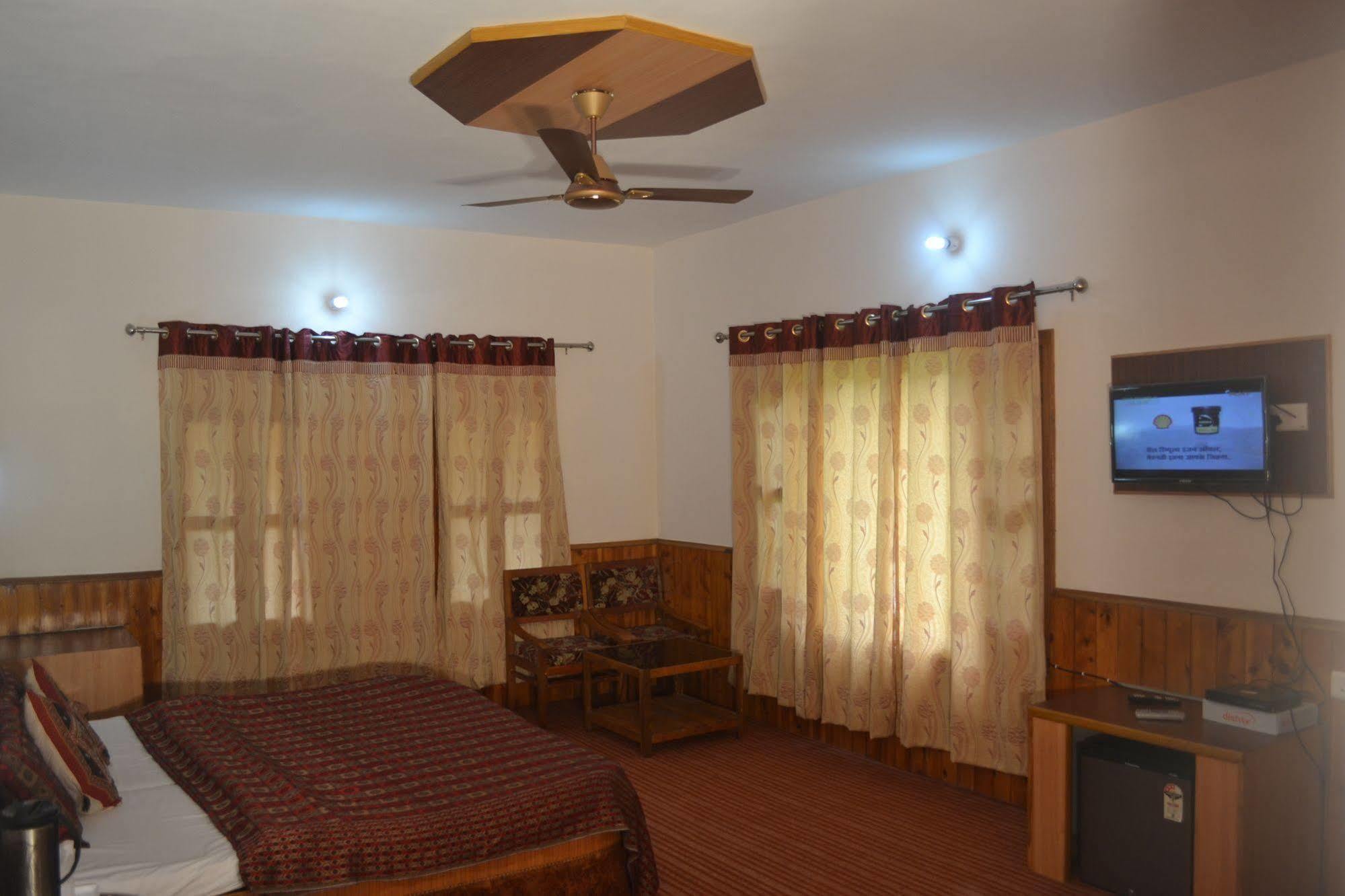 Hilltone Resorts & Spa Manali  Ngoại thất bức ảnh