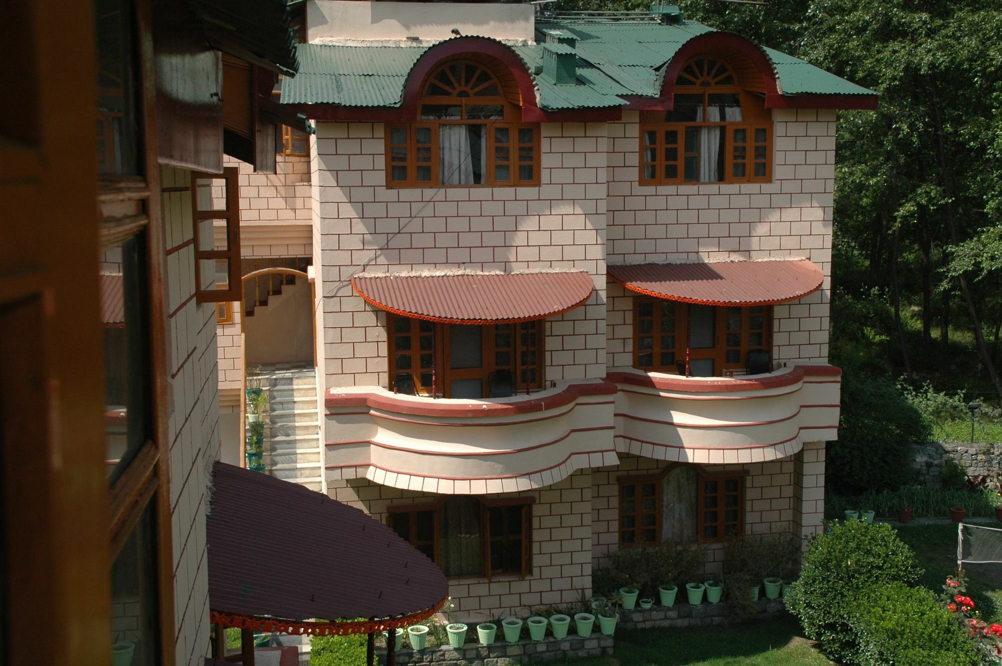 Hilltone Resorts & Spa Manali  Ngoại thất bức ảnh